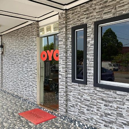 Oyo 90205 Bayu Sintok Motel Changlun Exterior photo