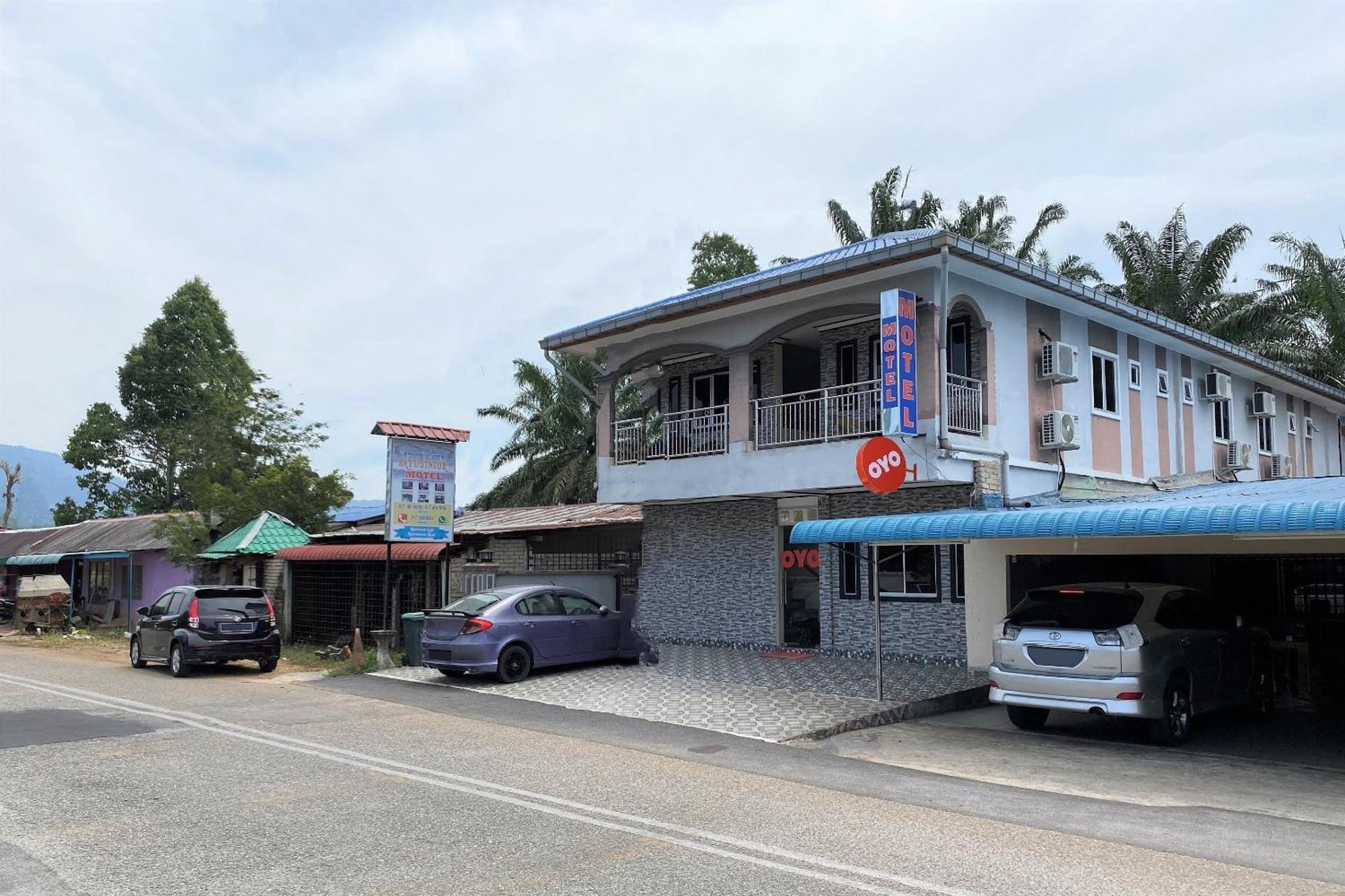 Oyo 90205 Bayu Sintok Motel Changlun Exterior photo