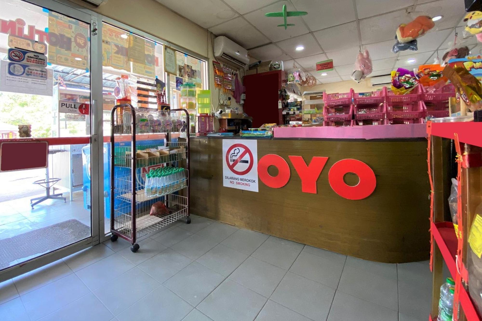 Oyo 90205 Bayu Sintok Motel Changlun Exterior photo