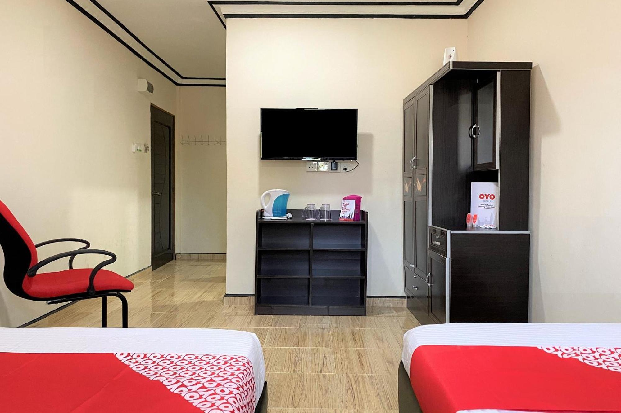 Oyo 90205 Bayu Sintok Motel Changlun Exterior photo