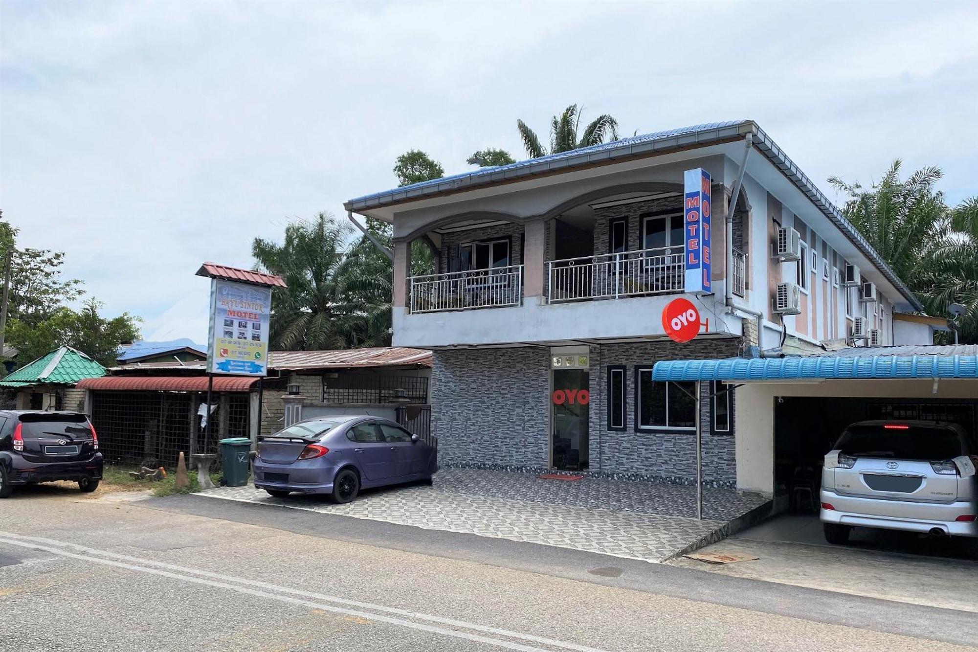 Oyo 90205 Bayu Sintok Motel Changlun Exterior photo